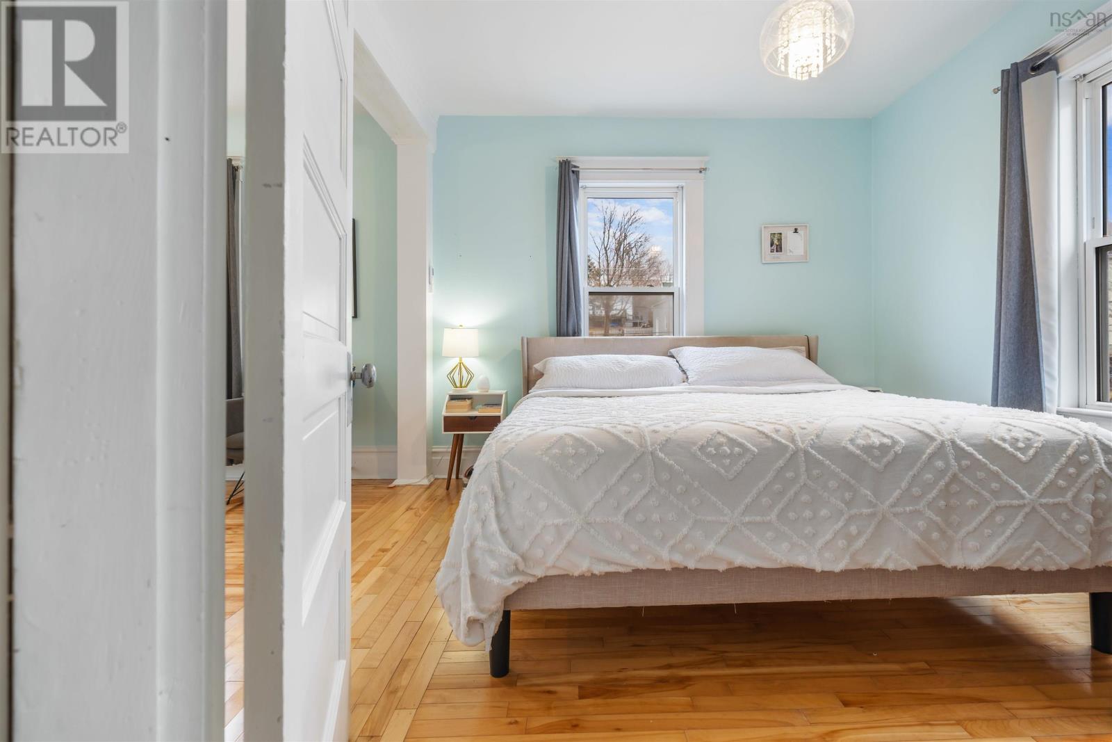 Property 30 of 47 of 168 Carleton Street