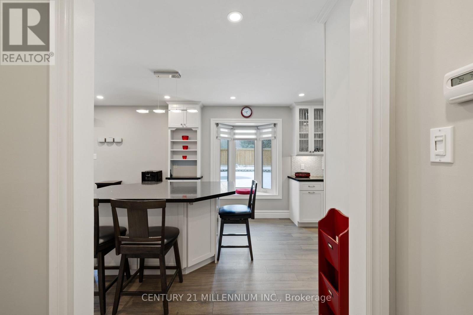 4 MARCHMOUNT CRESCENT — photo 10