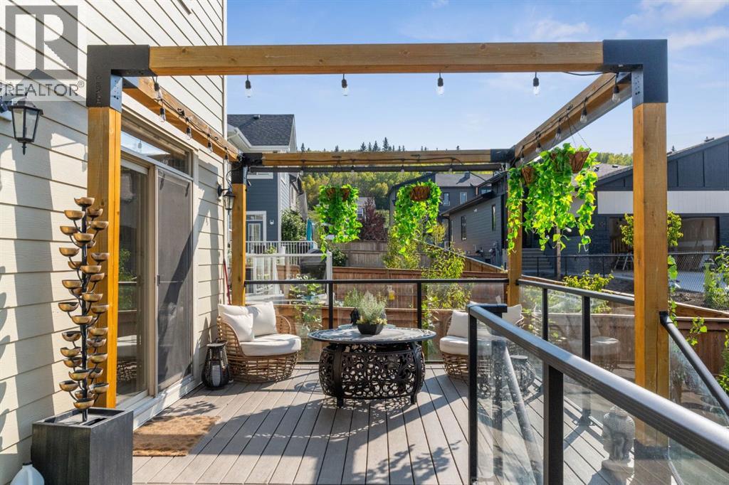 206 Riviera View, Cochrane