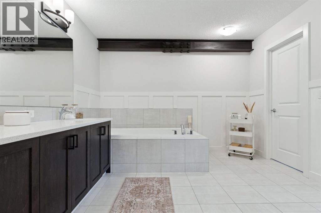 206 Riviera View, Cochrane