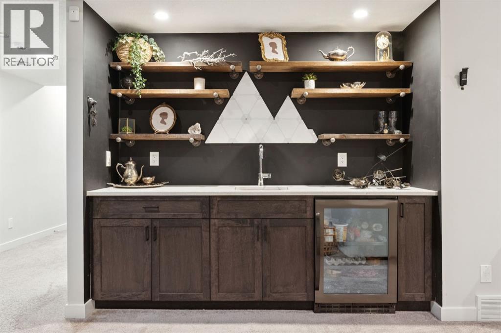 206 Riviera View, Cochrane