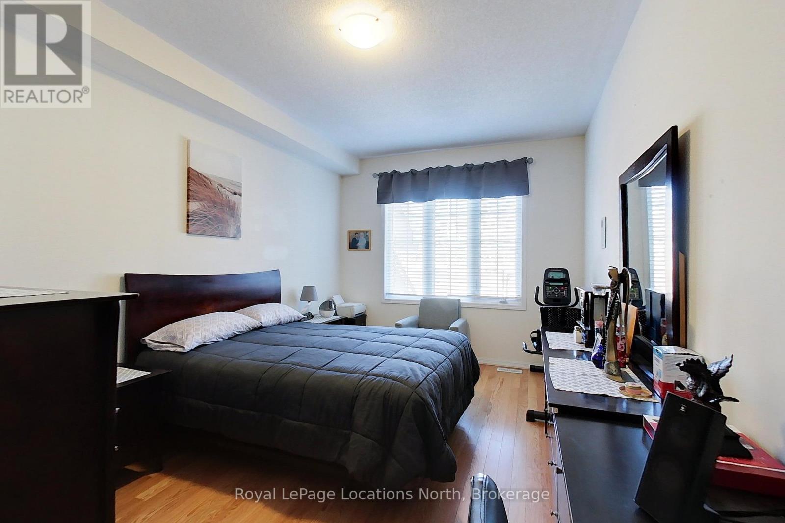 19 VILLAGE GATE