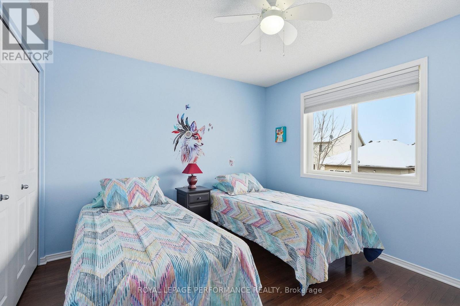 112 JADE STREET — photo 24