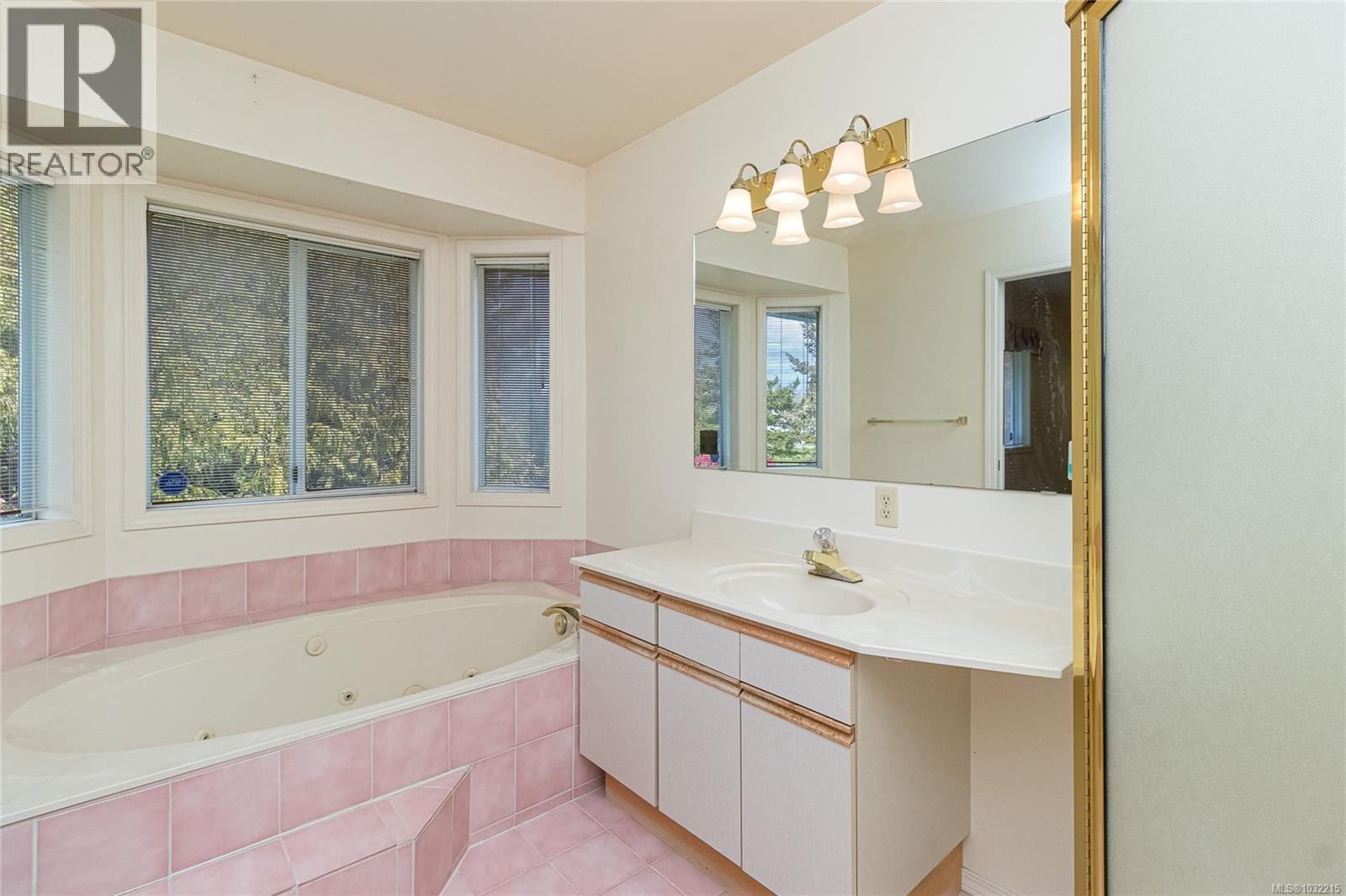  4136 San Miguel Close, Saanich