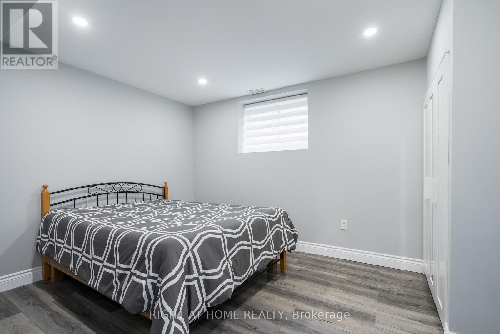 124 WEST RIDGE DRIVE - 30