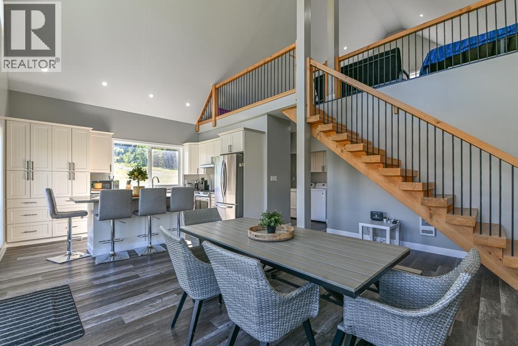 3963 CANIMVIEW DRIVE - 29