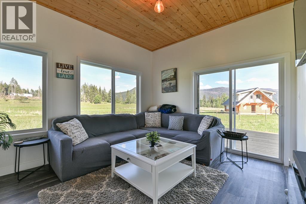 3963 CANIMVIEW DRIVE - 23