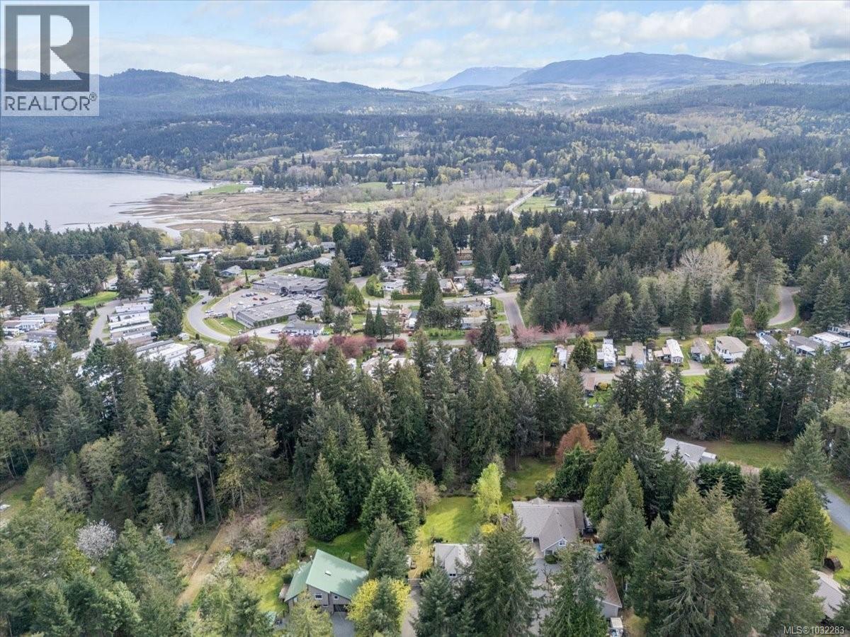 2416 NANOOSE RD - 45