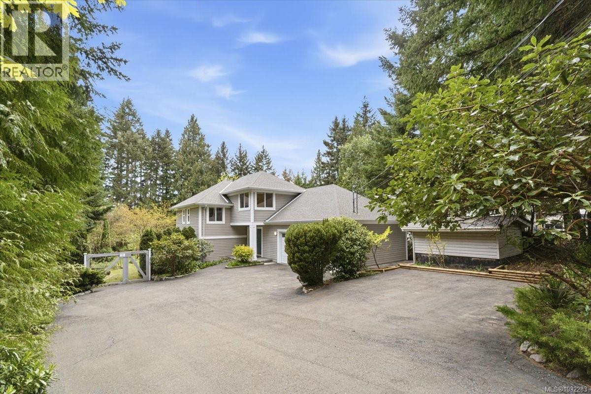 2416 NANOOSE RD - 30