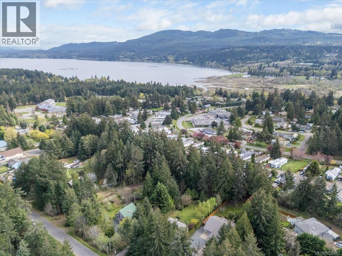 2416 NANOOSE RD - 18