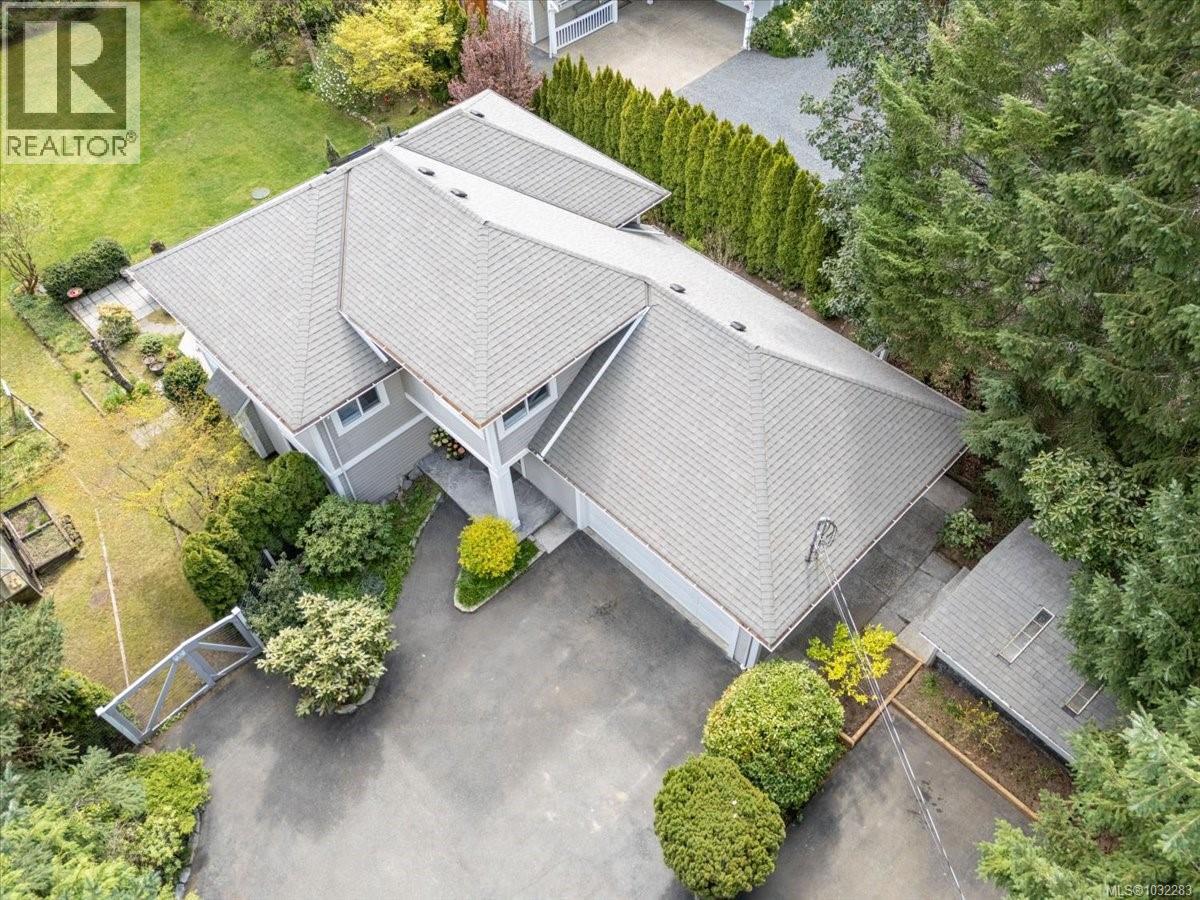 2416 NANOOSE RD - 52