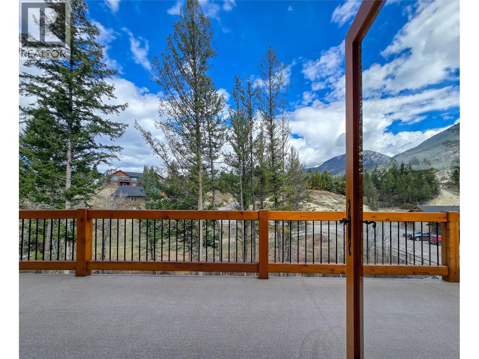 983 SWANSEA VIEW ROAD - 37