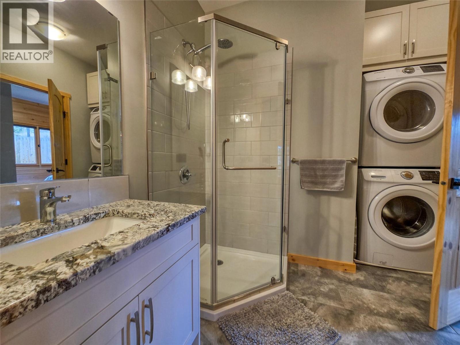 983 SWANSEA VIEW ROAD - 54