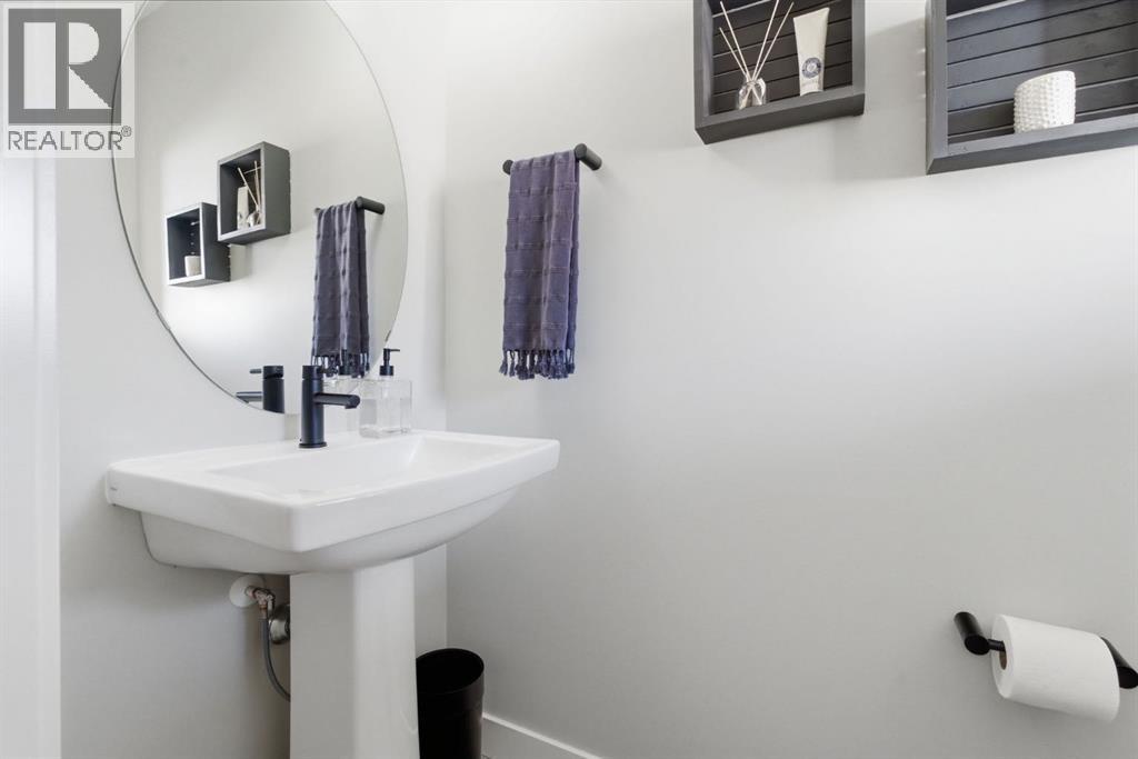 1208 Jumping Pound Common, Cochrane