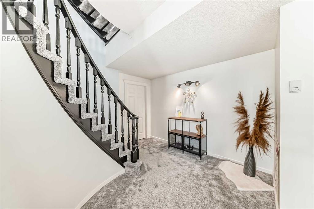 40 CHRISTIE CAIRN SQUARE SW - 35