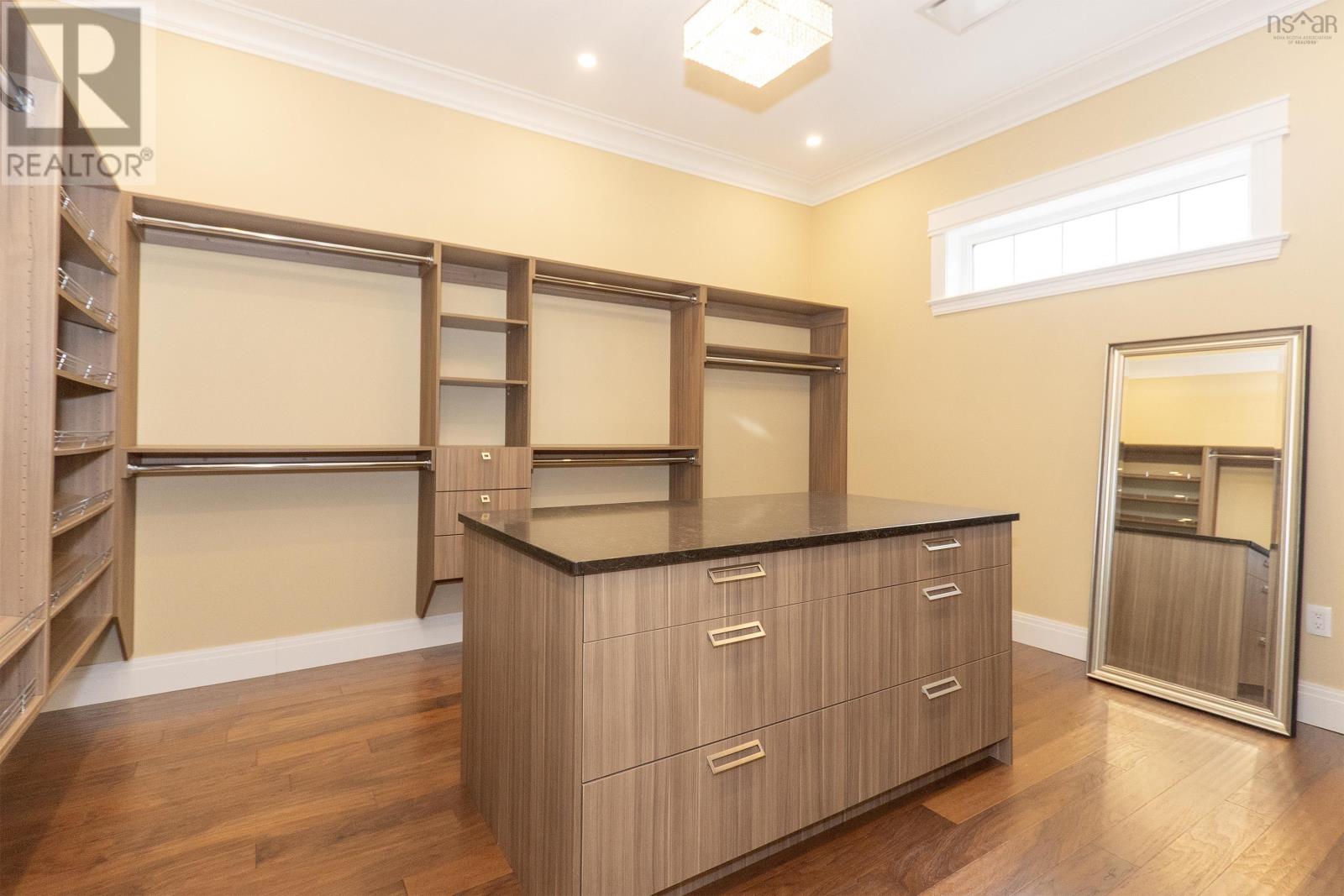 Property 26 of 49 of 31 Gosling Glen