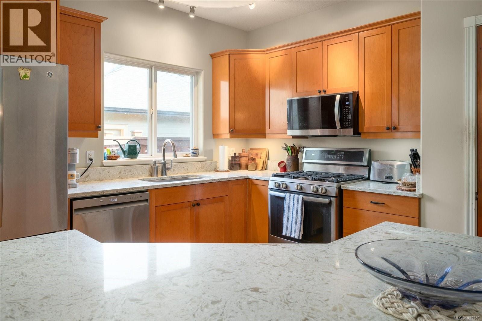 1467 SUMAR Lane - 3