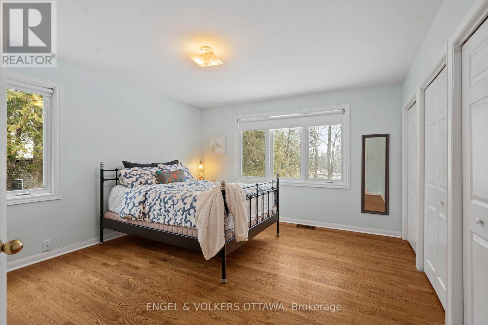 3 HAZELWOOD WAY - 15