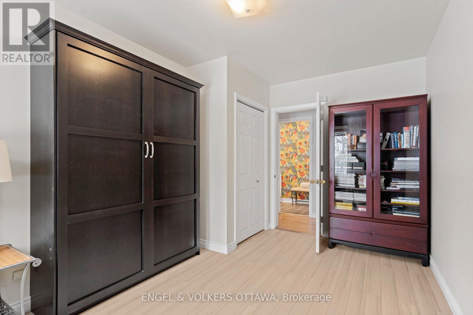 3 HAZELWOOD WAY - 26