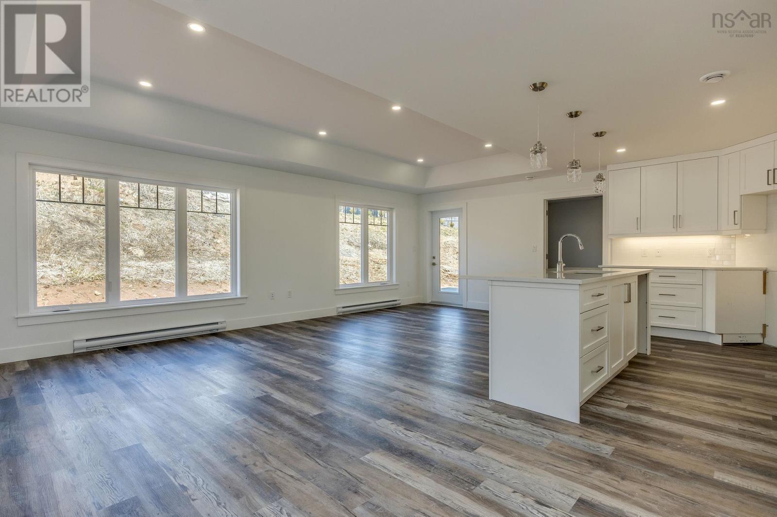 38 LEASIDE COURT - 17
