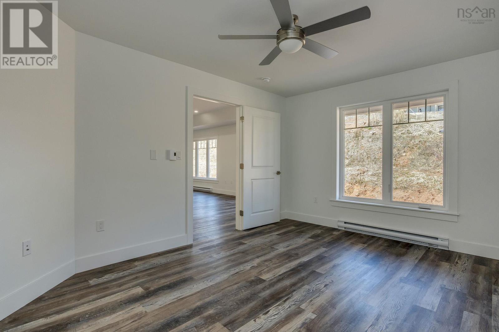 Property 29 of 48 of 38 Leaside Court