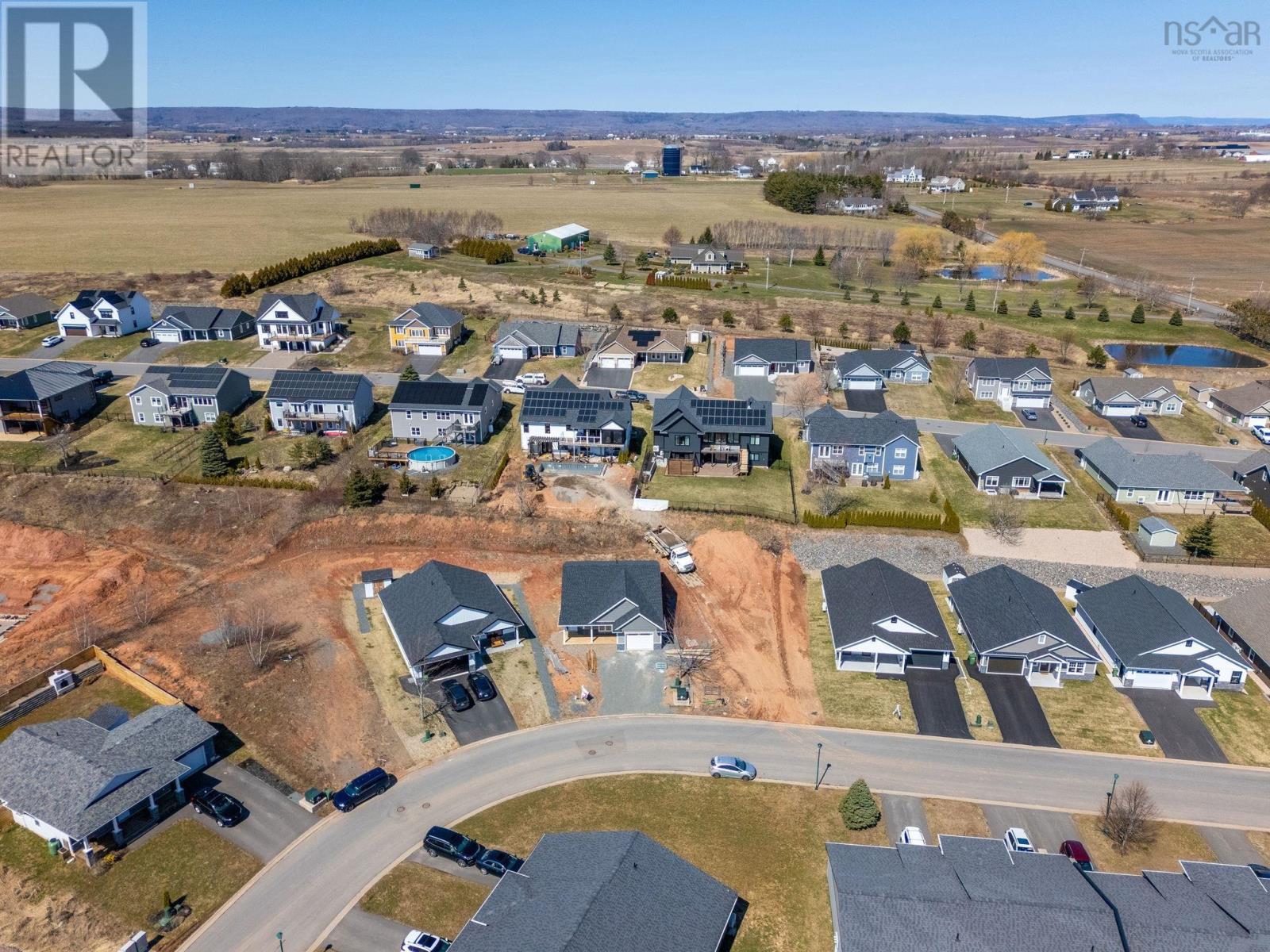Property 6 of 48 of 38 Leaside Court
