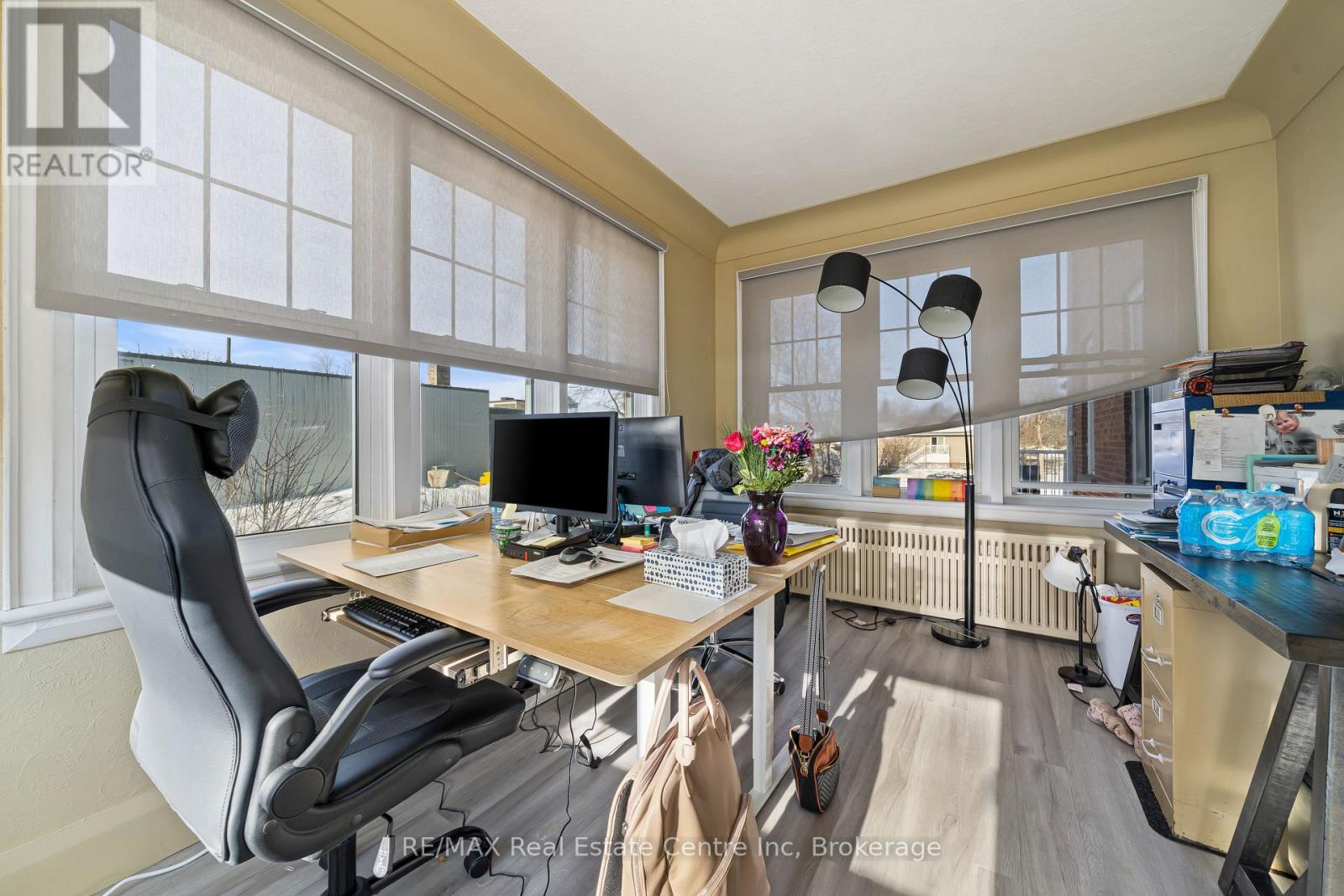 24 LINDSAY STREET — photo 10