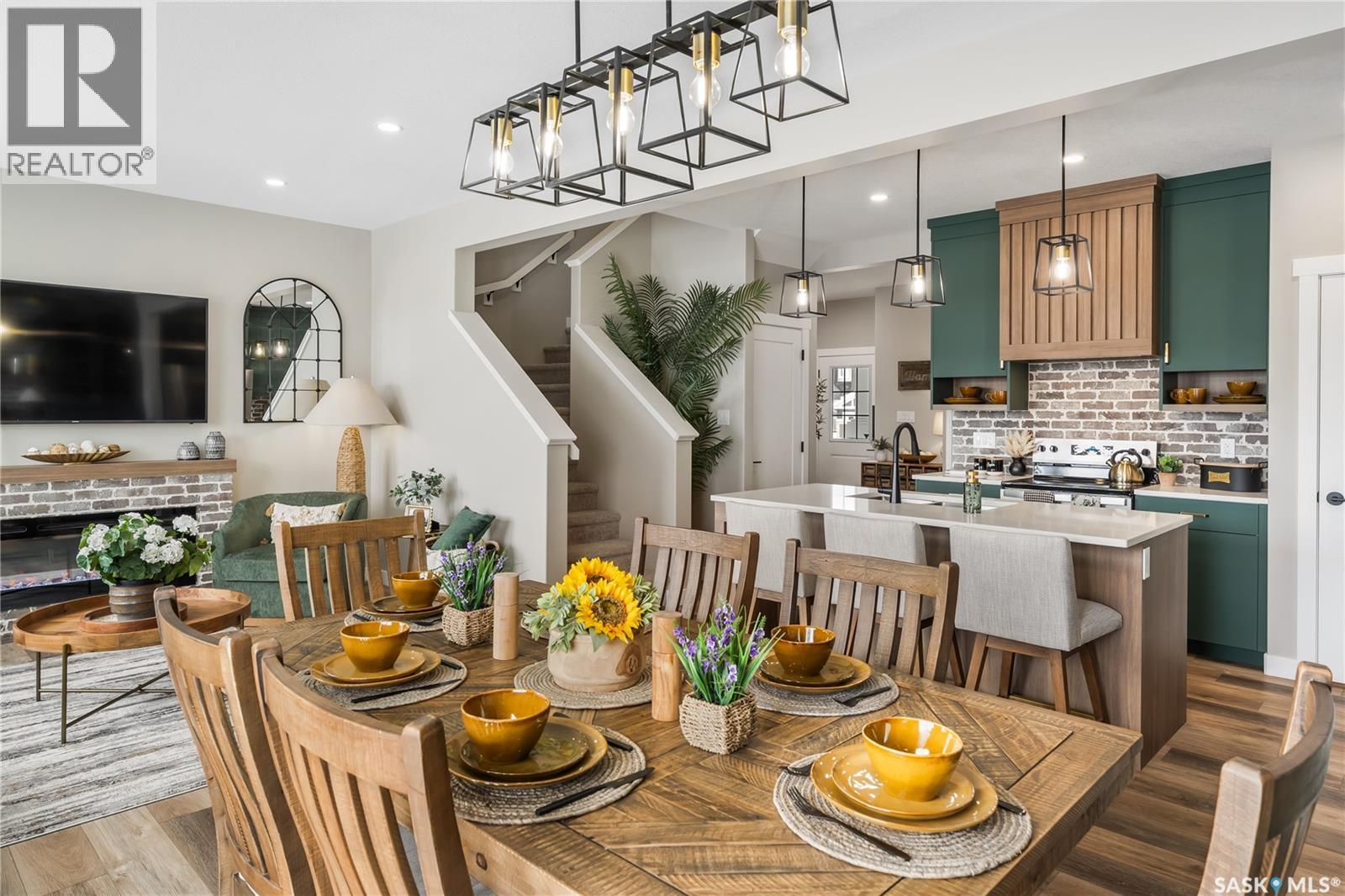 418 KINLOCH CRESCENT - 25