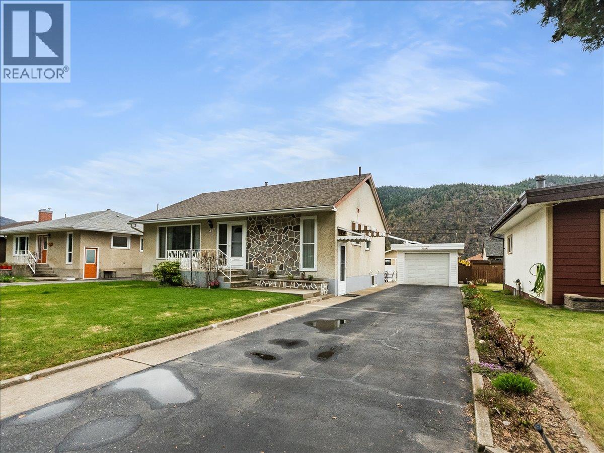 3410 CARNATION DRIVE - Image 2