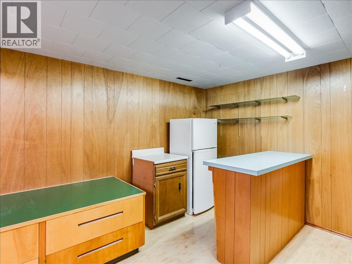 3410 CARNATION DRIVE - 27