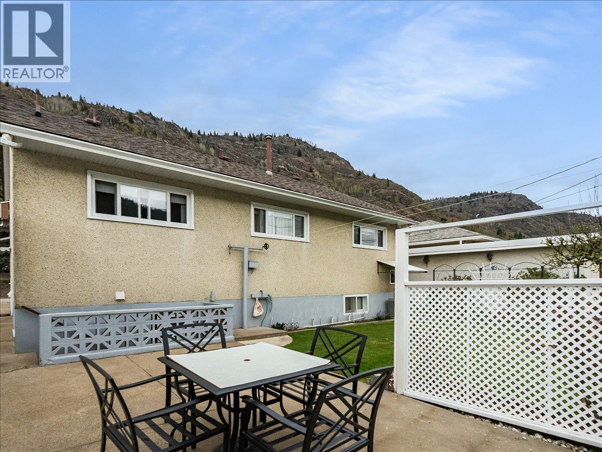 3410 CARNATION DRIVE - 42