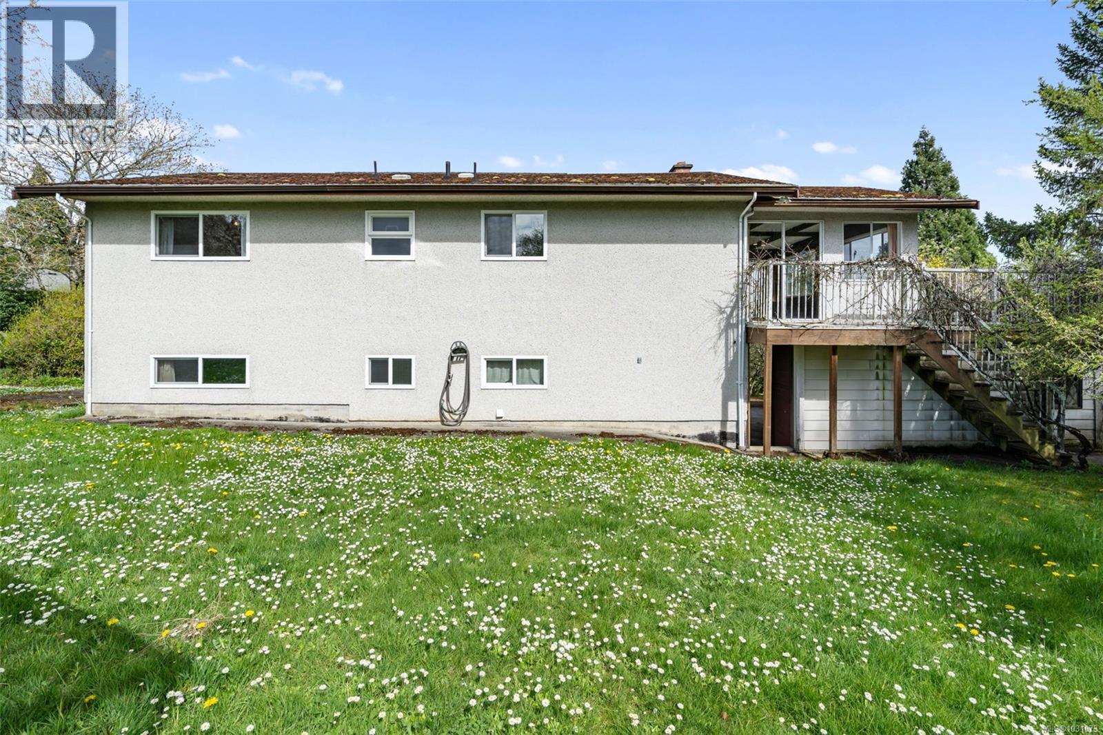 2133 PANAVIEW HTS - 26