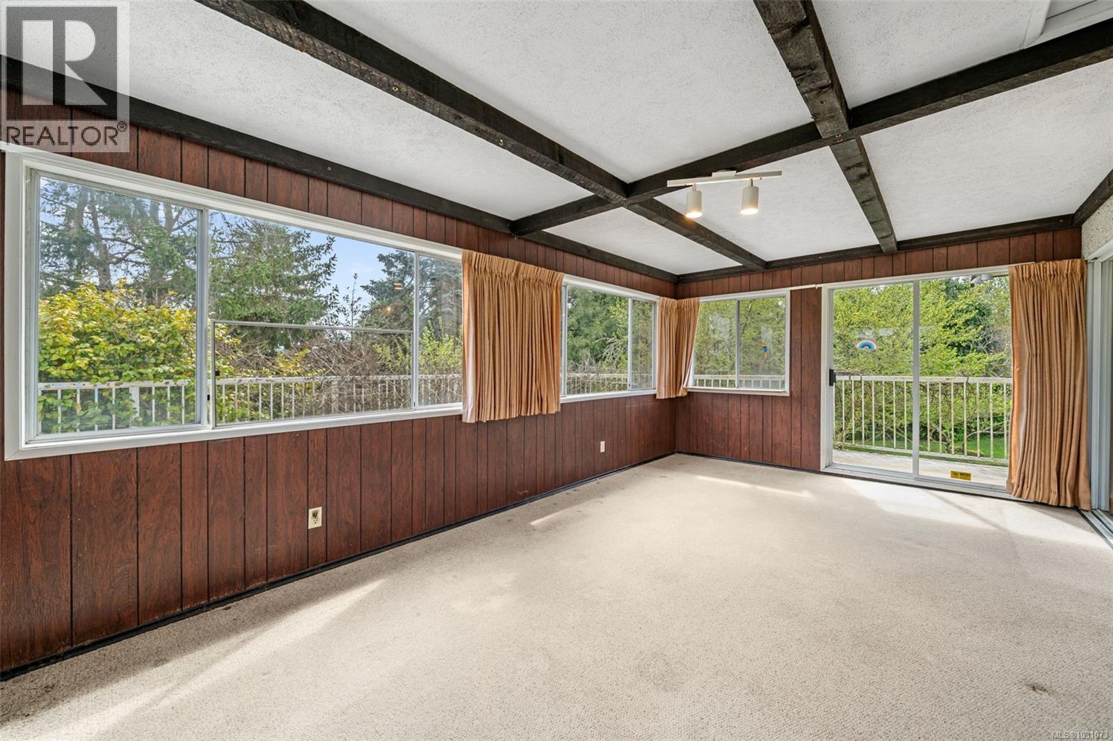 2133 PANAVIEW HTS - 23