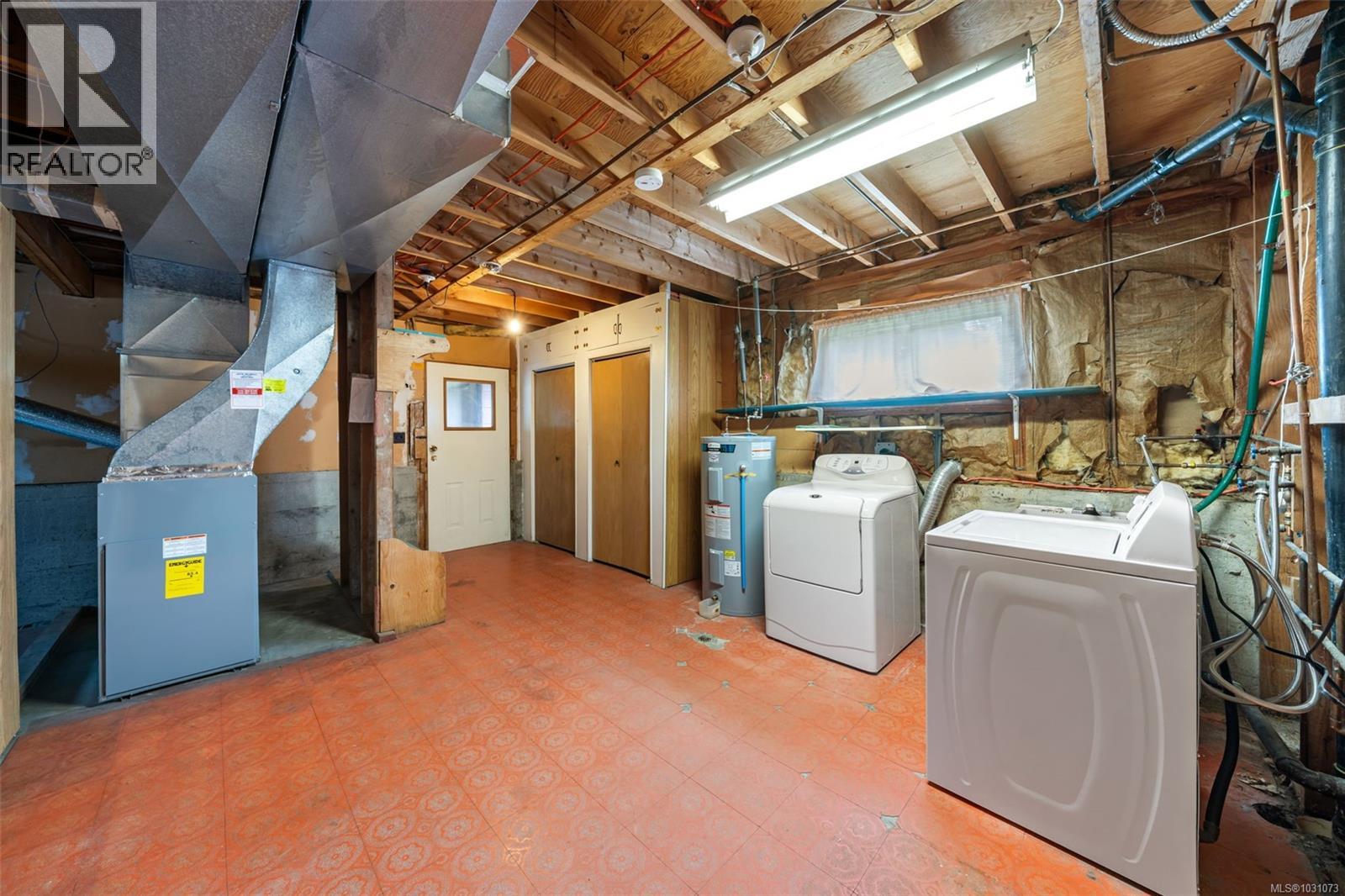 2133 PANAVIEW HTS - 25