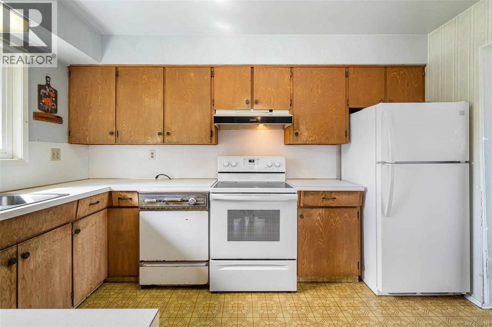 2133 PANAVIEW HTS - 11