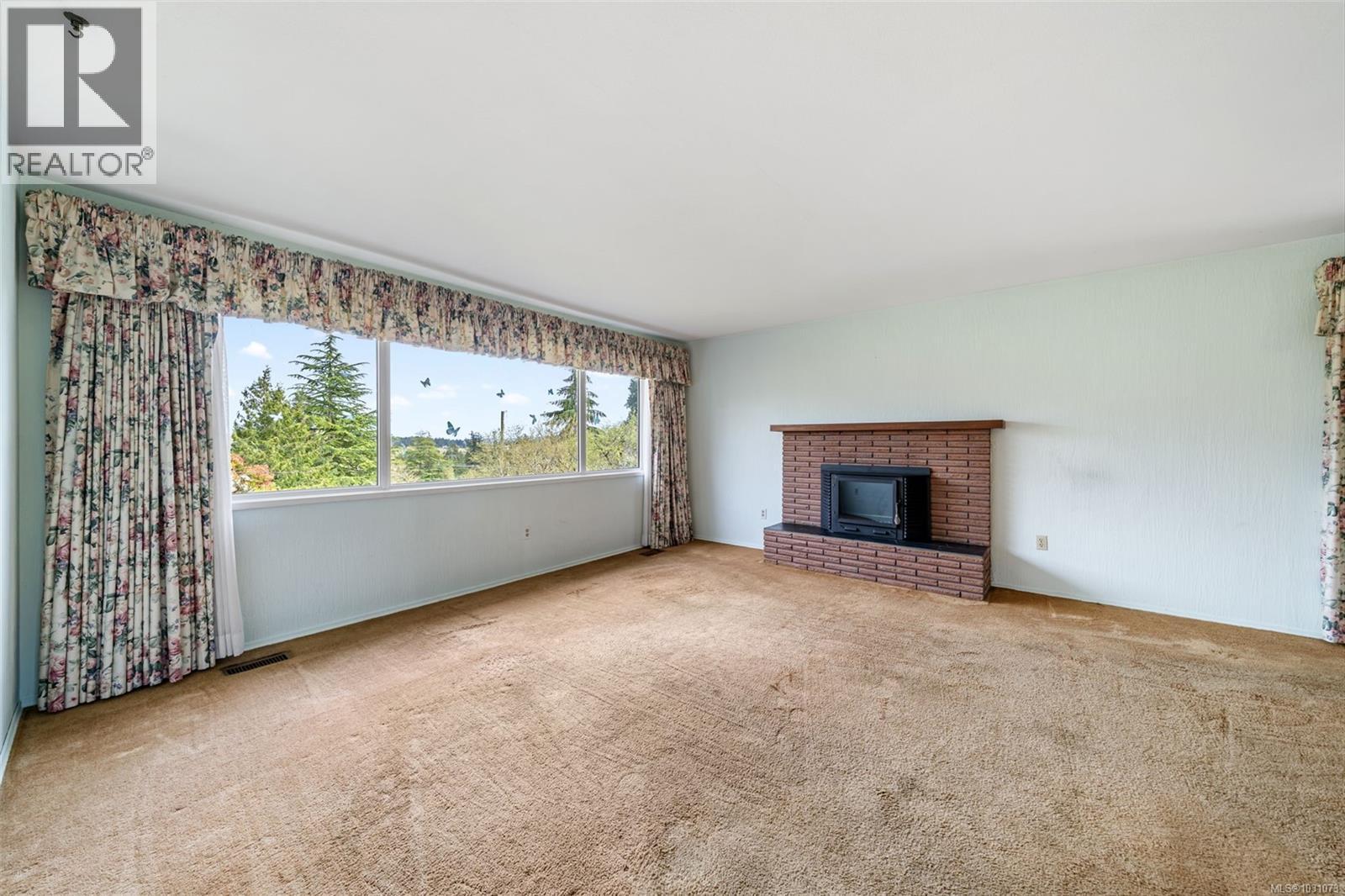 2133 PANAVIEW HTS - 6