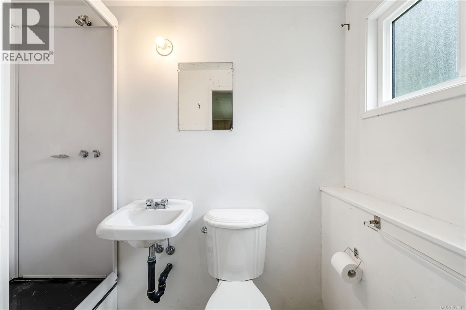 2133 PANAVIEW HTS - 21