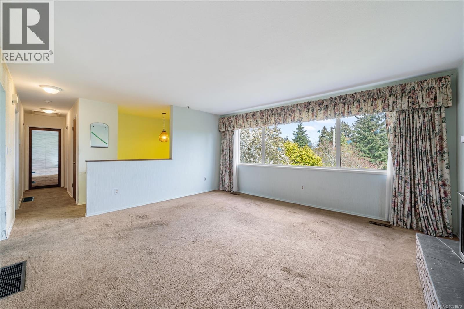 2133 PANAVIEW HTS - 8