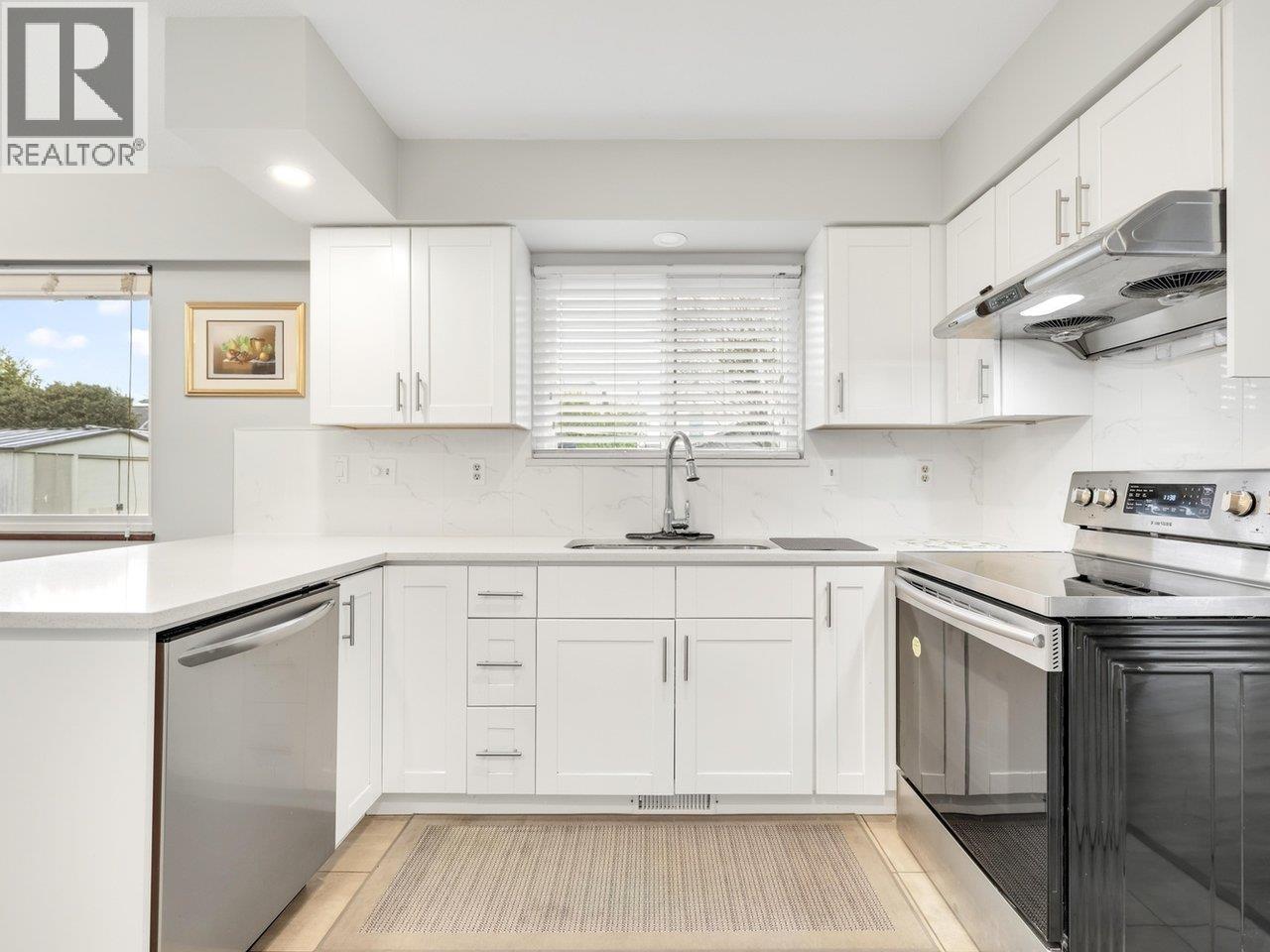 4651 56 Street, Ladner