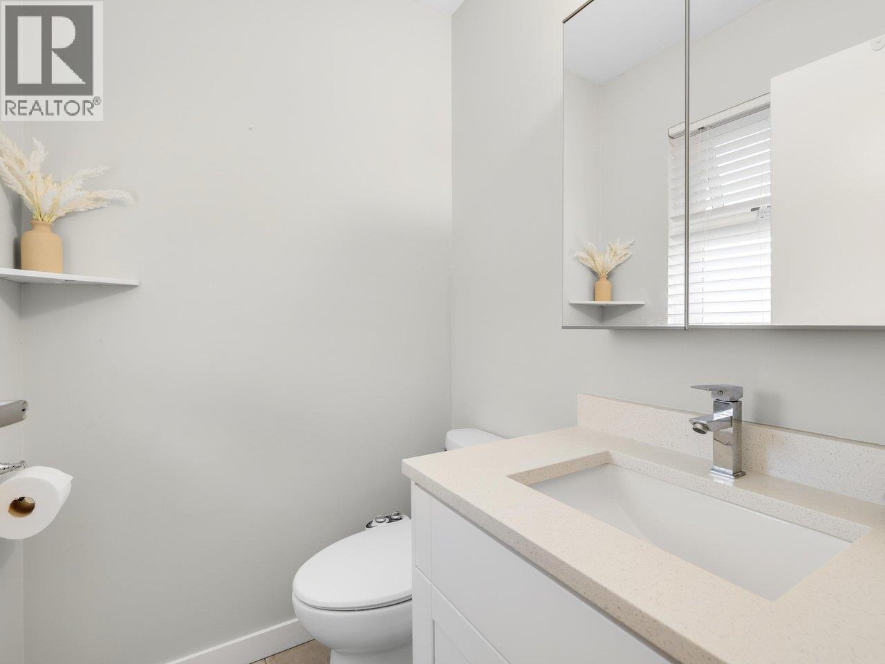 4651 56 Street, Ladner