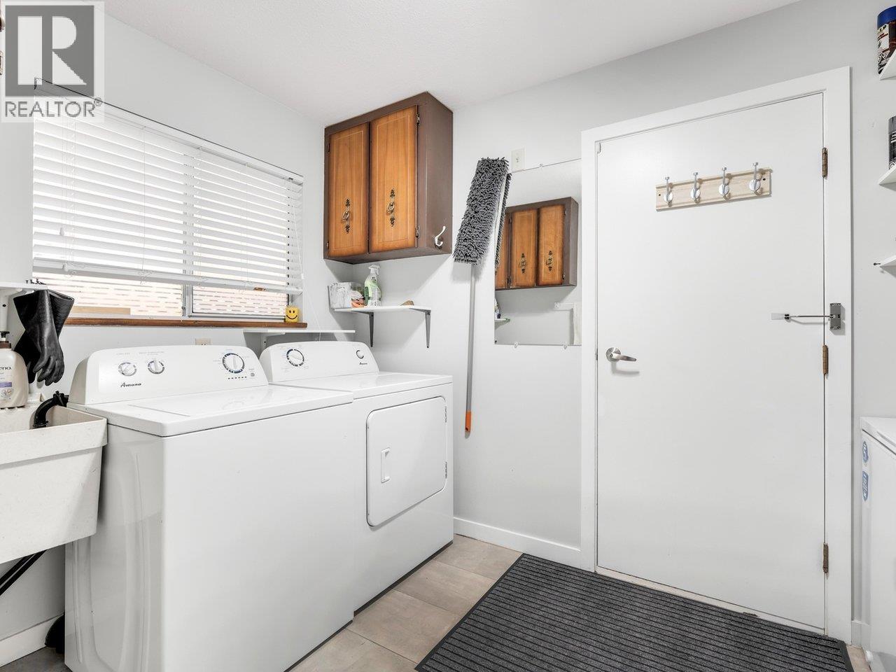 4651 56 Street, Ladner