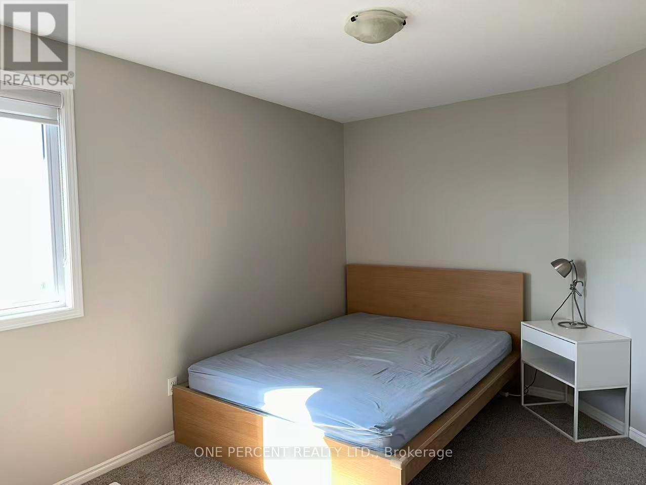 18 BELLROCK CRESCENT - 12