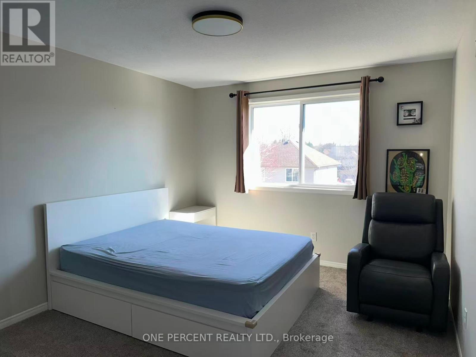 18 BELLROCK CRESCENT - 15