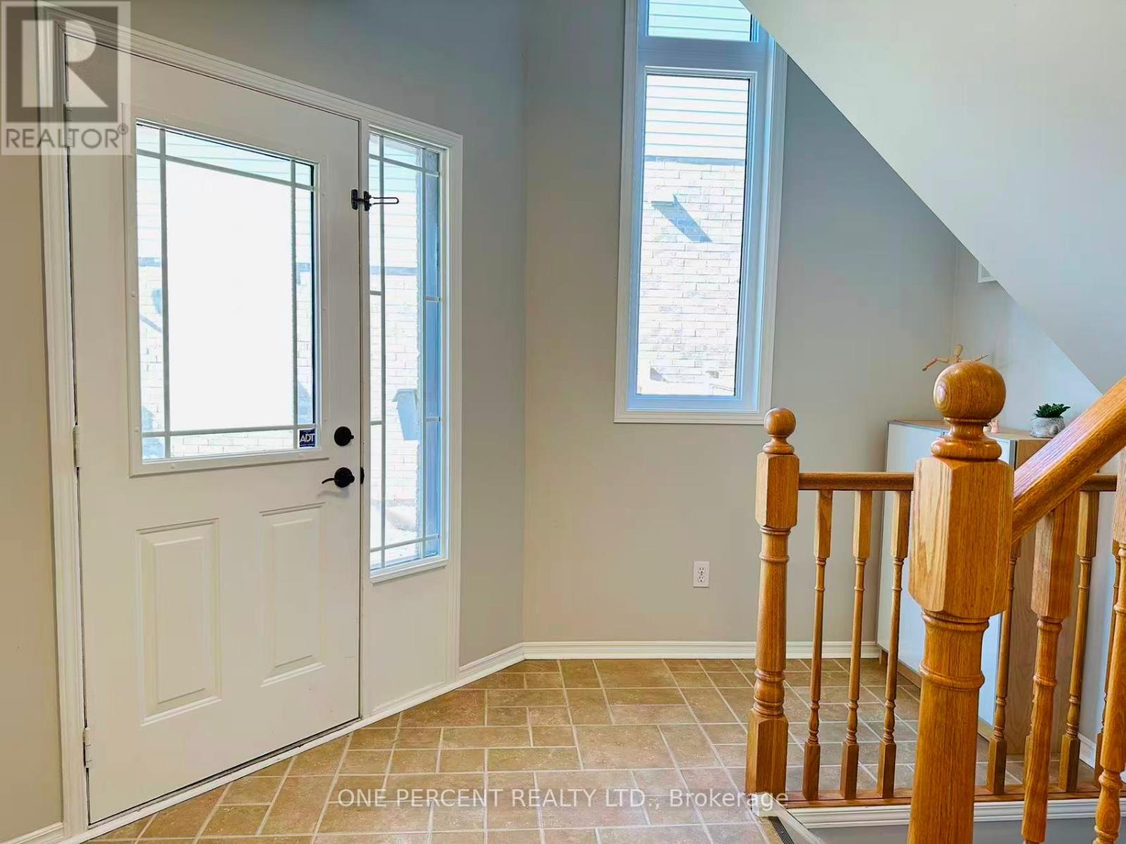 18 BELLROCK CRESCENT - 3