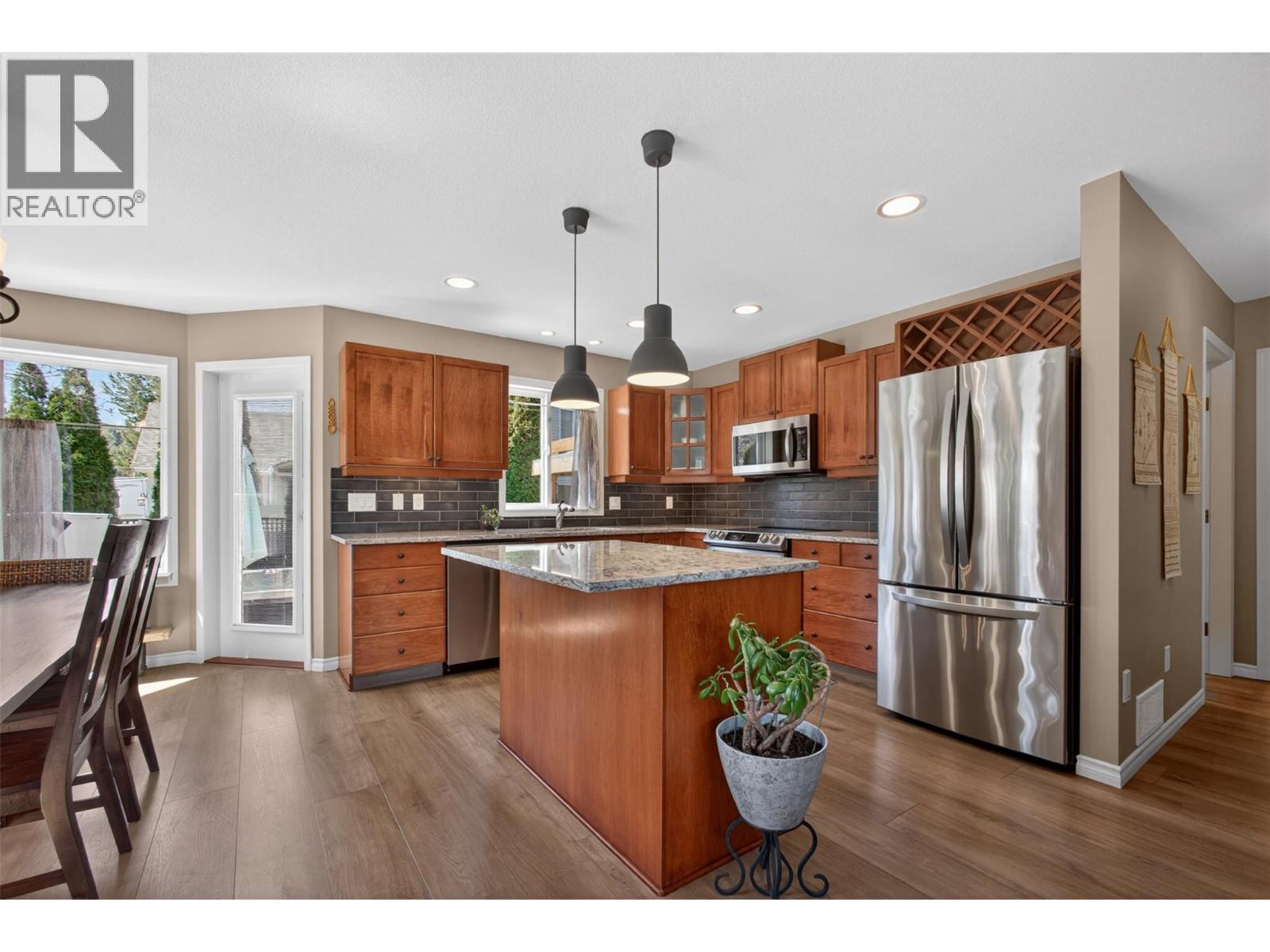  2097 Rose Anne Court, West Kelowna