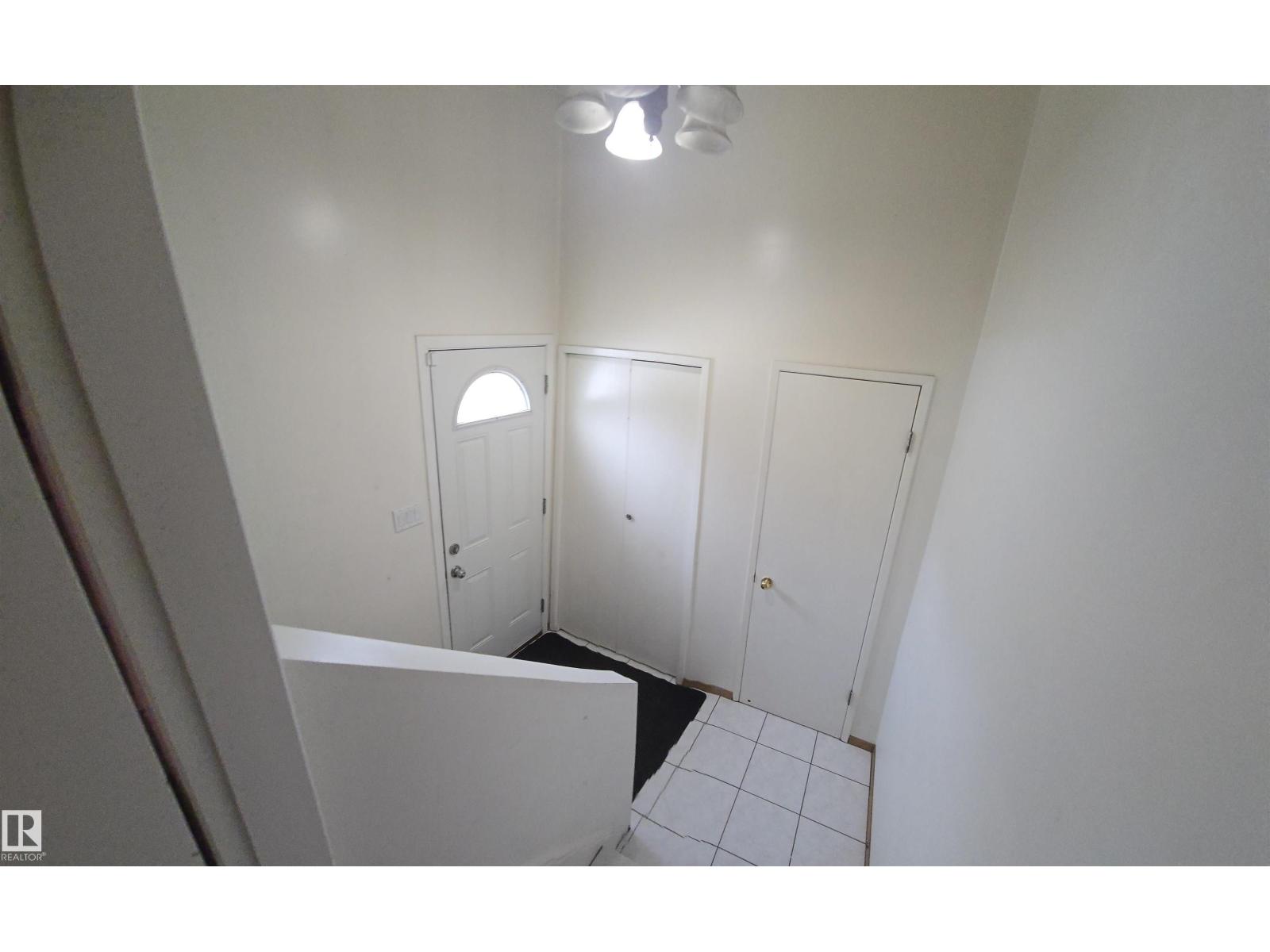 16912 110 ST NW - 22