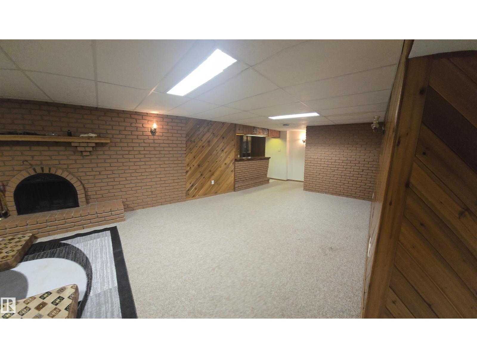 16912 110 ST NW - 25