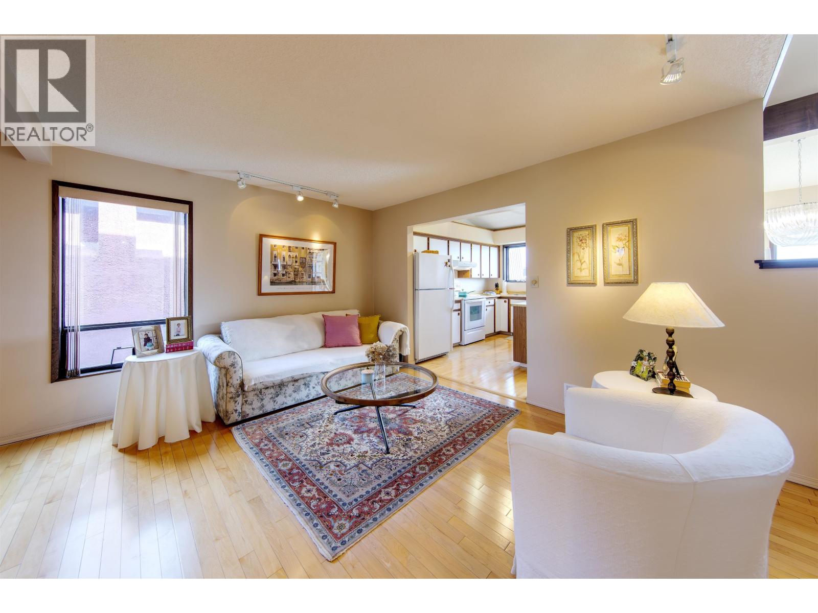 1170 FULTON AVENUE, West Vancouver