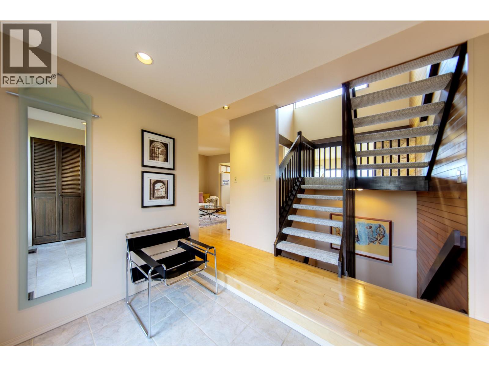 1170 FULTON AVENUE, West Vancouver