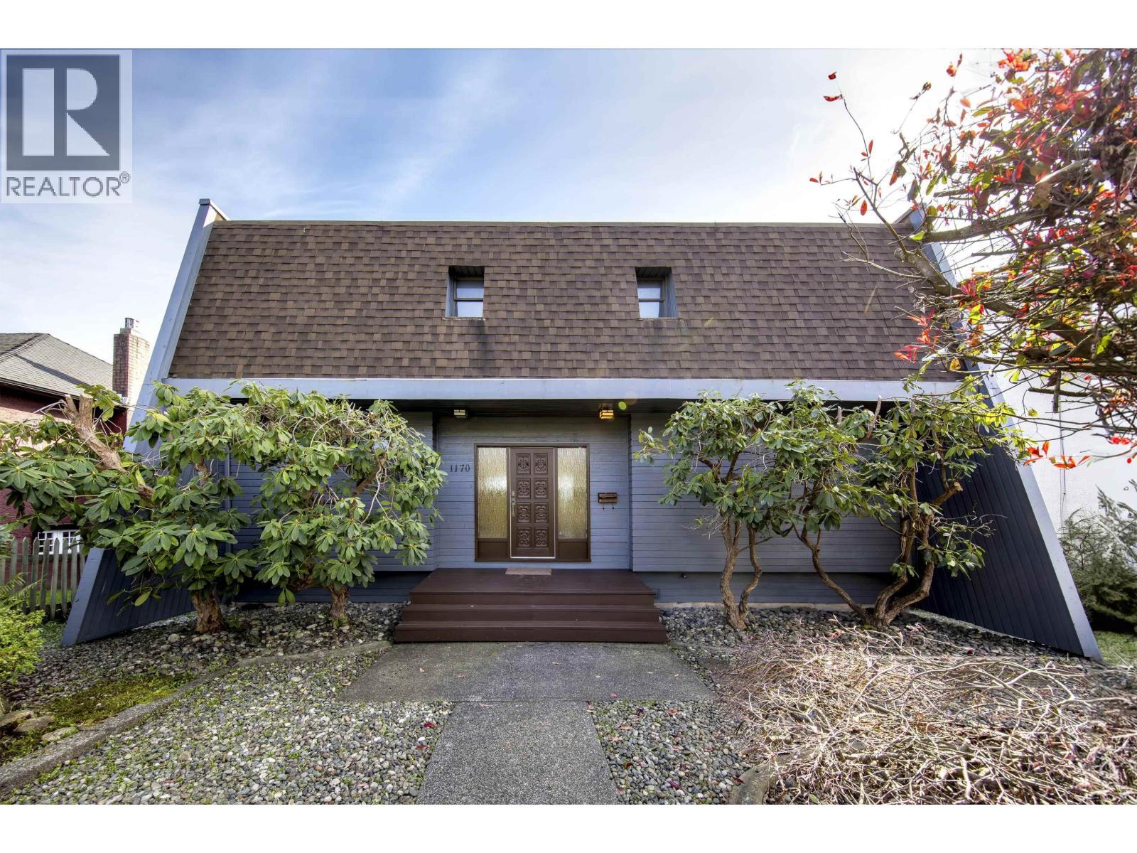 1170 FULTON AVENUE, West Vancouver